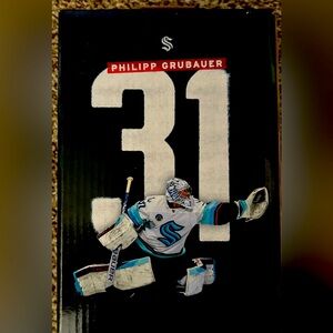 Limited NIB Seattle Kraken Philipp Grubauer Bobble Head